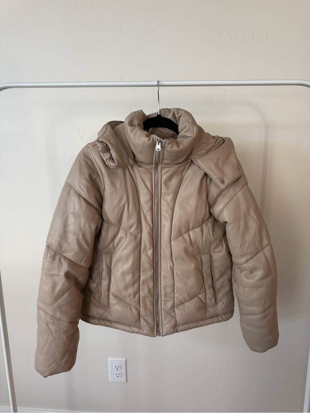 Abercrombie & Fitch Beige Puffer Jacket with Hood